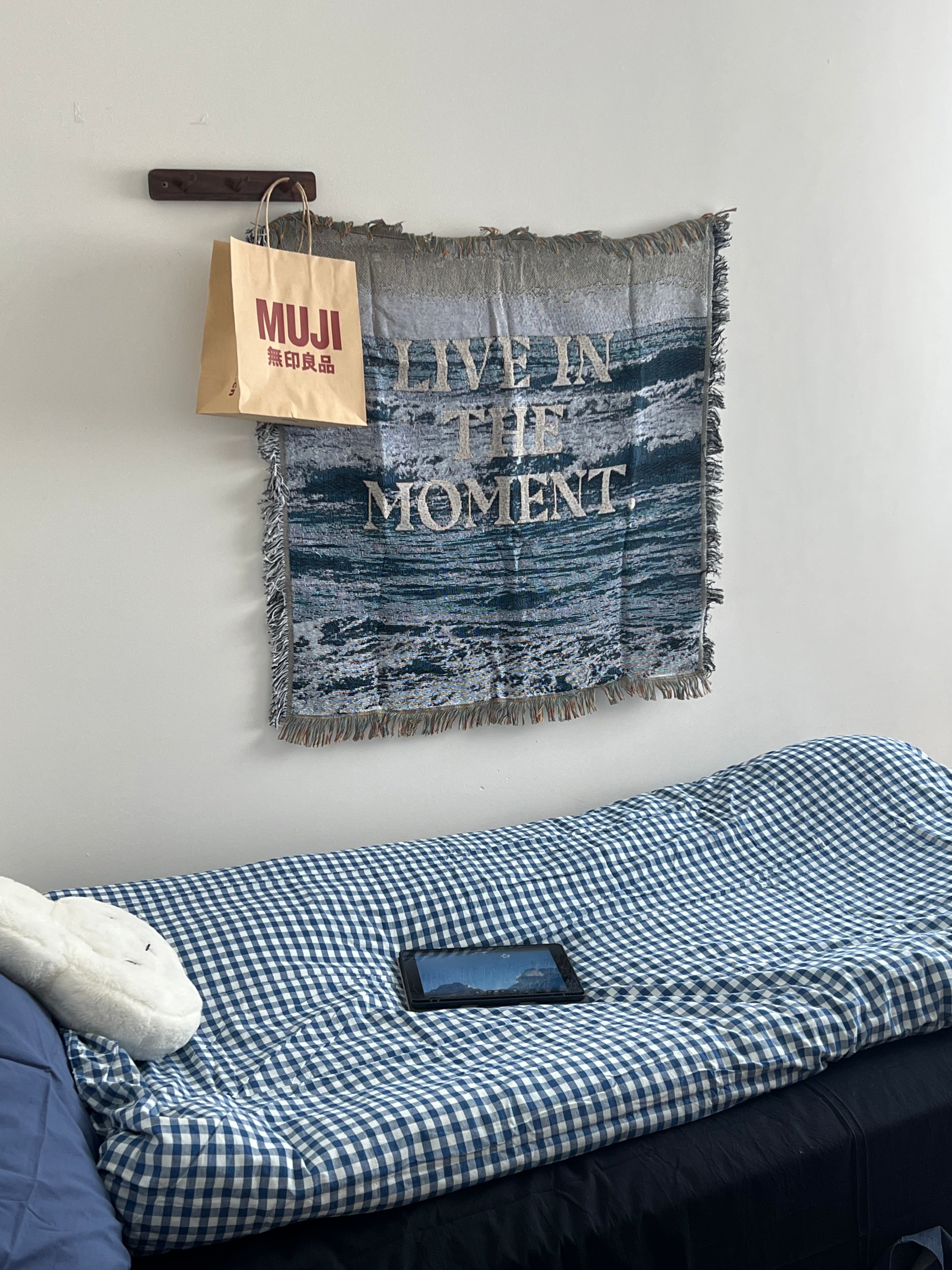 Live in the Moment Tapestry