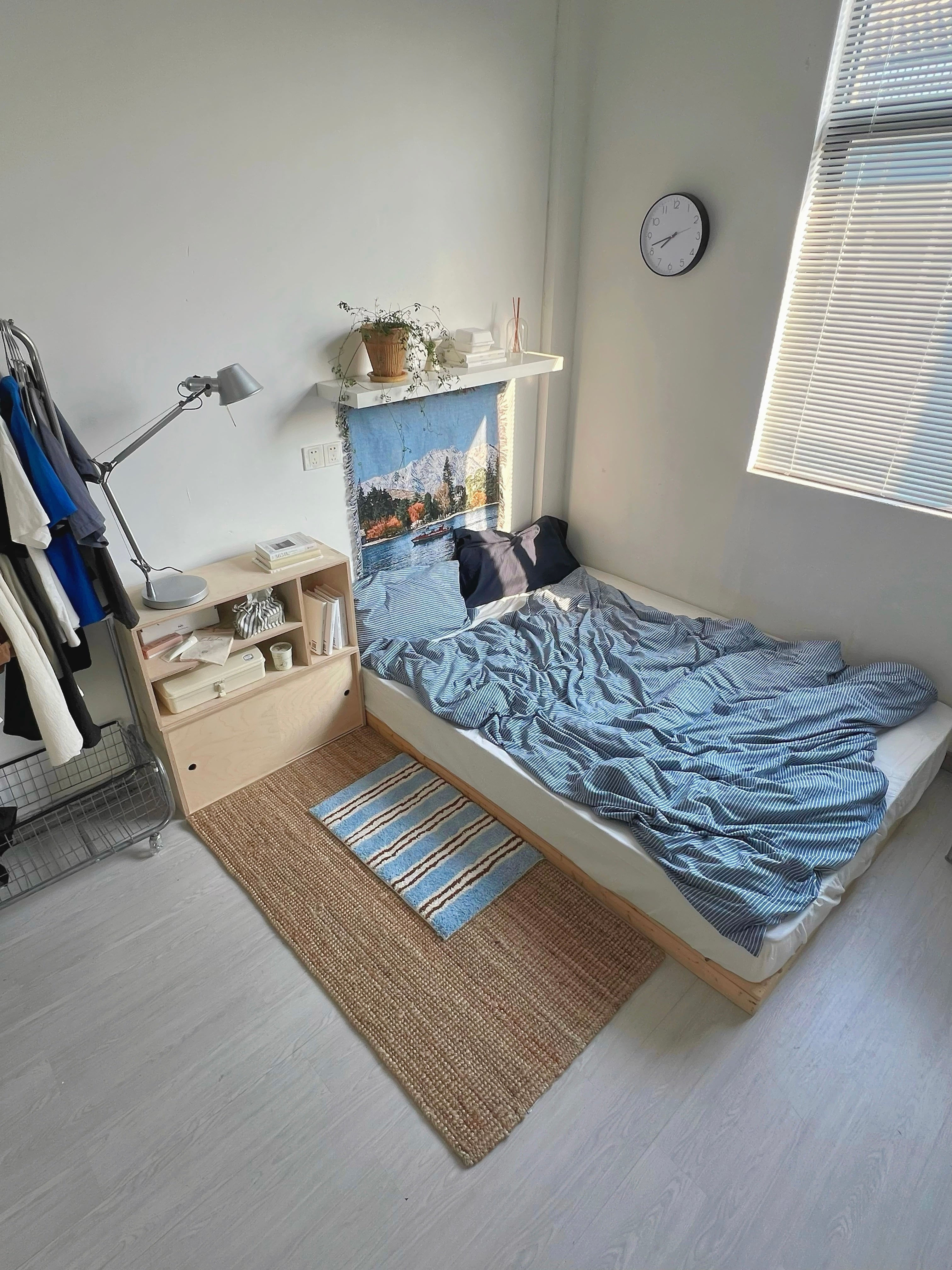 Queens Town Tapestry