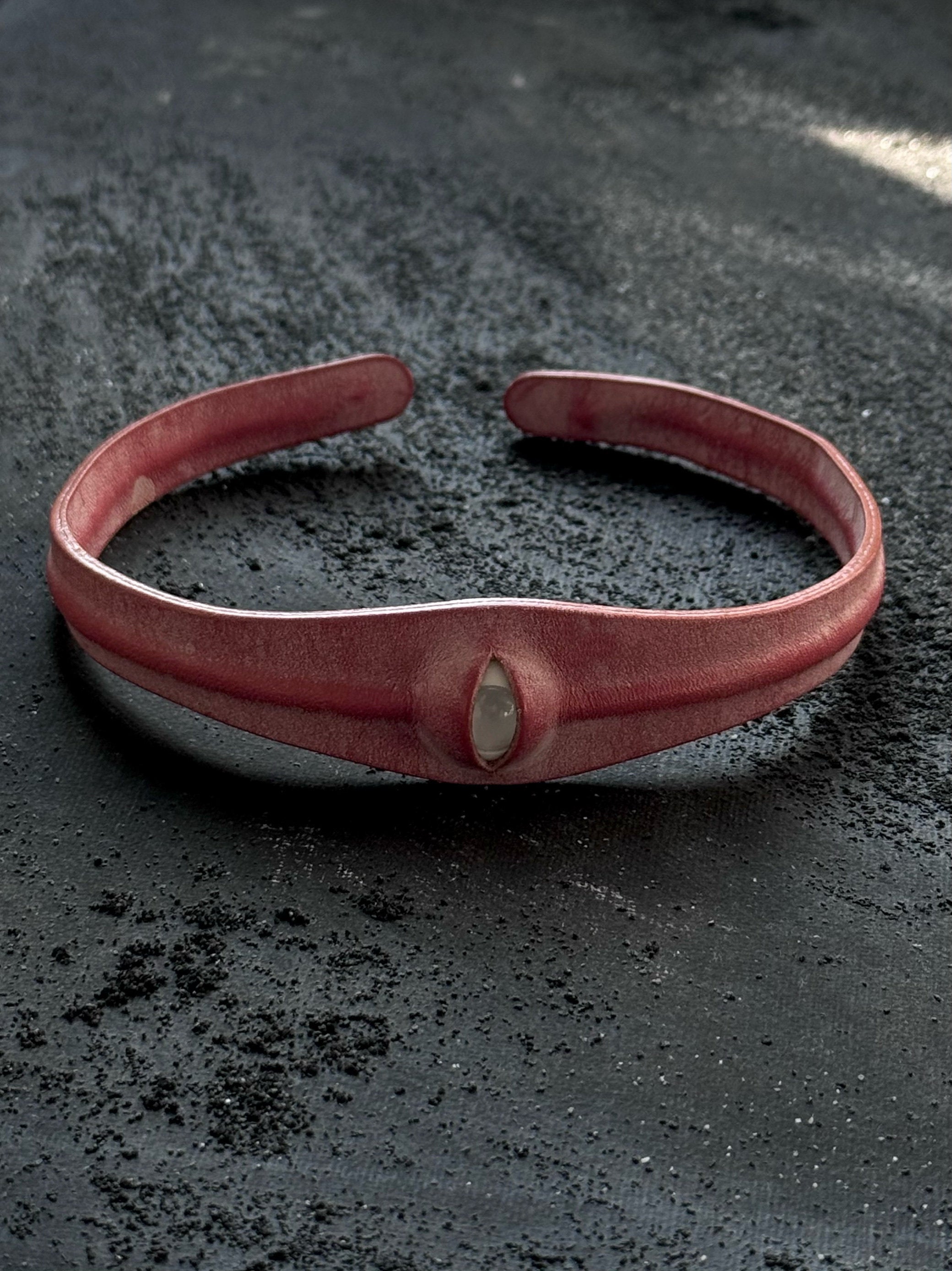 Parasite Host Cuff & Eye Ring Set