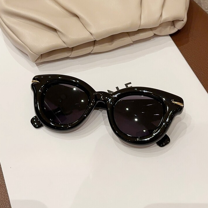 Paris Fashion Week Style Sunglasses