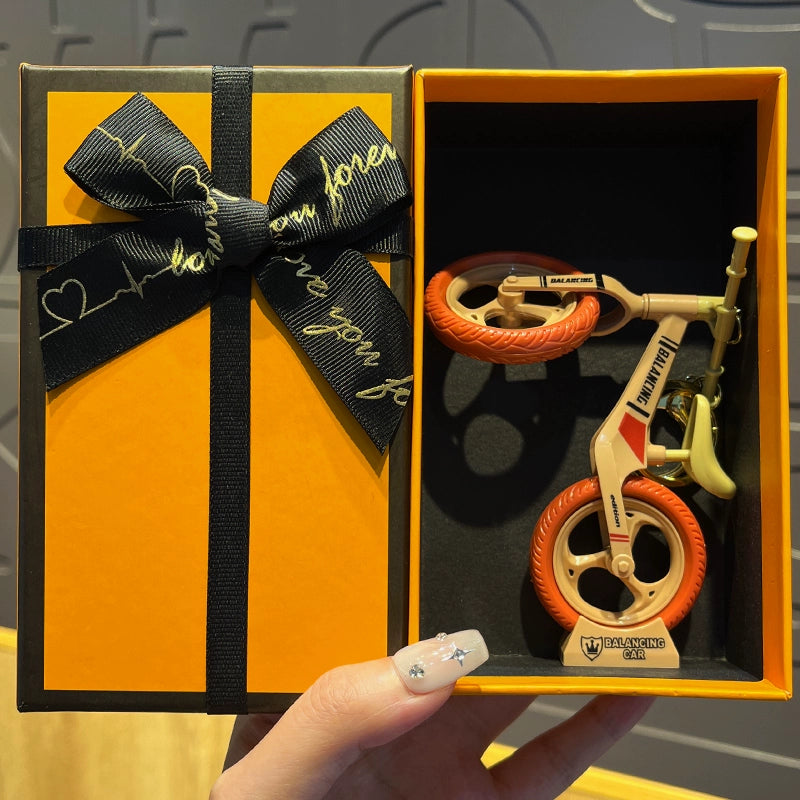 Movable Bicycle Keychain