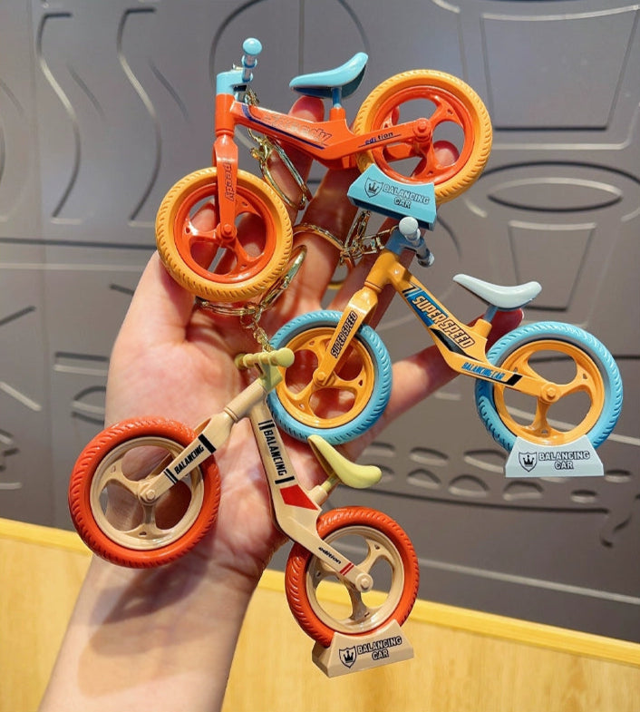 Movable Bicycle Keychain