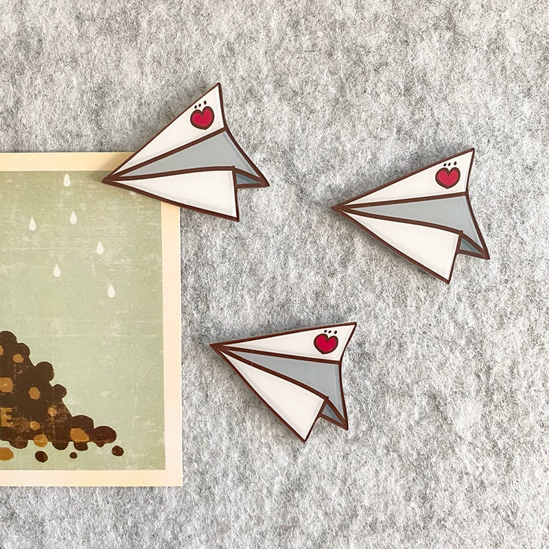 Paper Airplane Push Pins Set