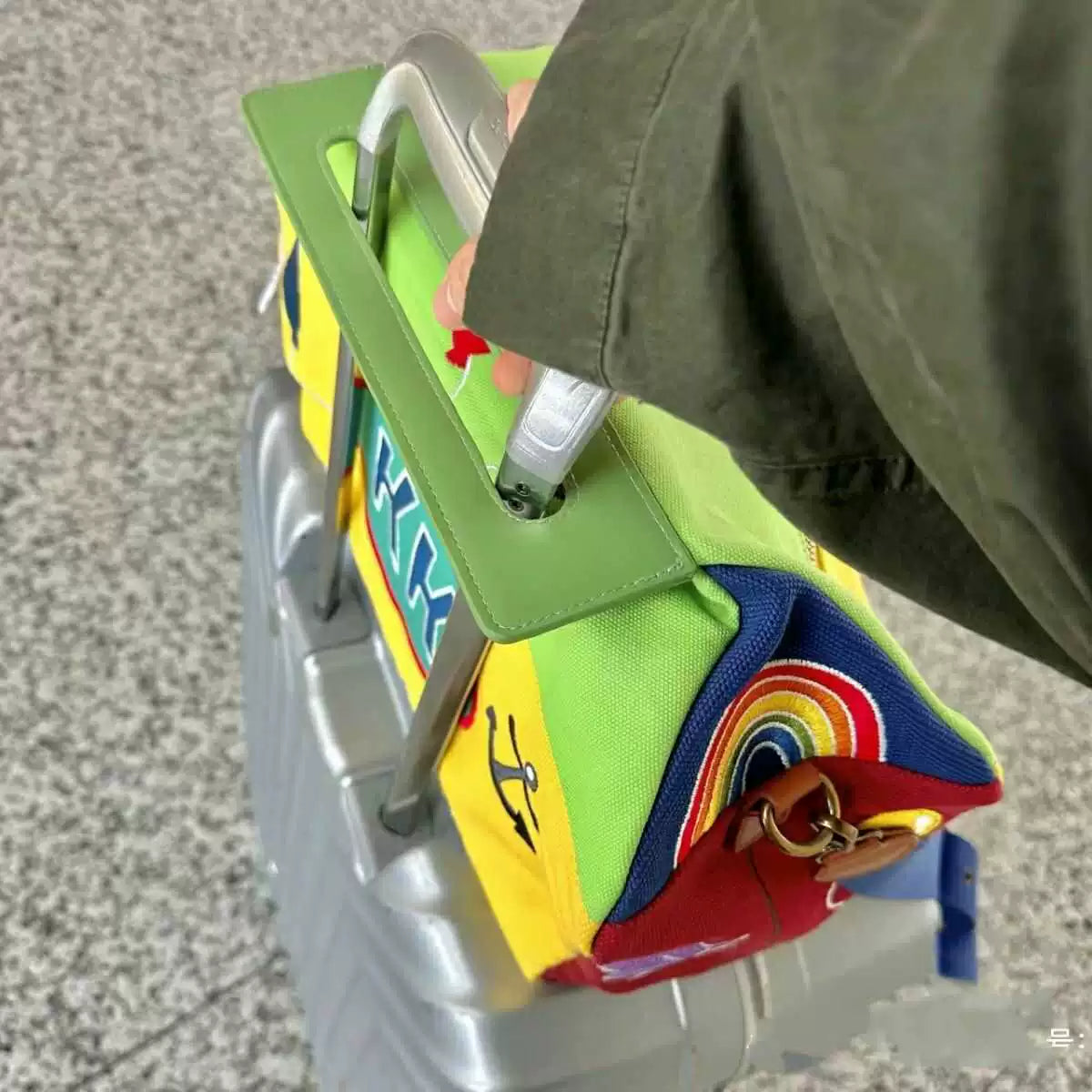 SpongeBob Krabby Patty Travel Bag