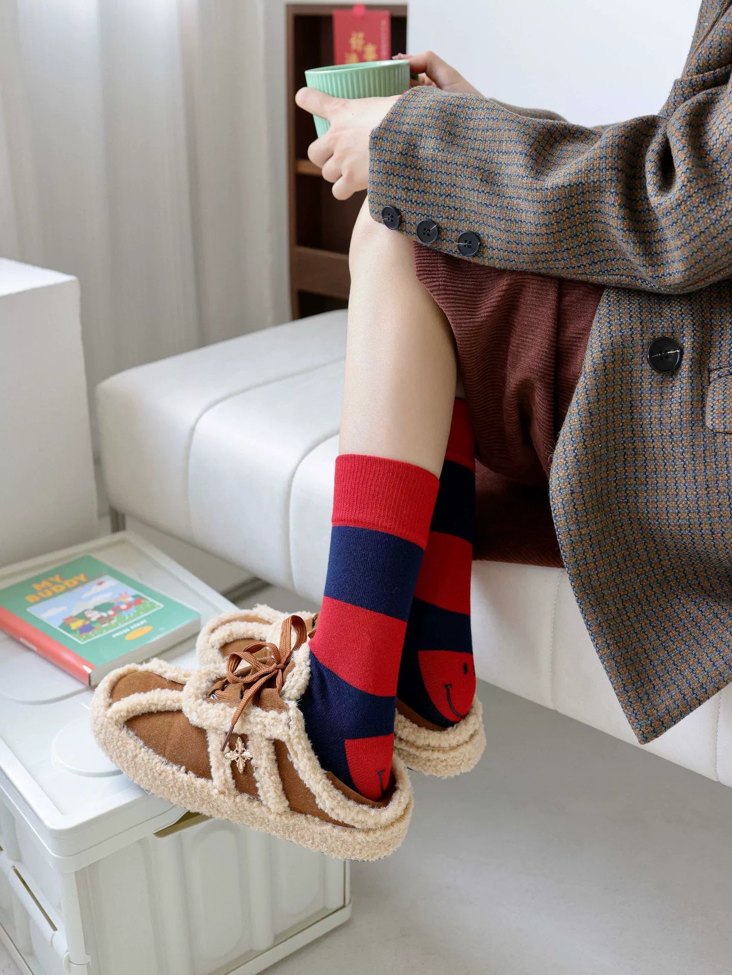 Color Block Smiley Face Socks