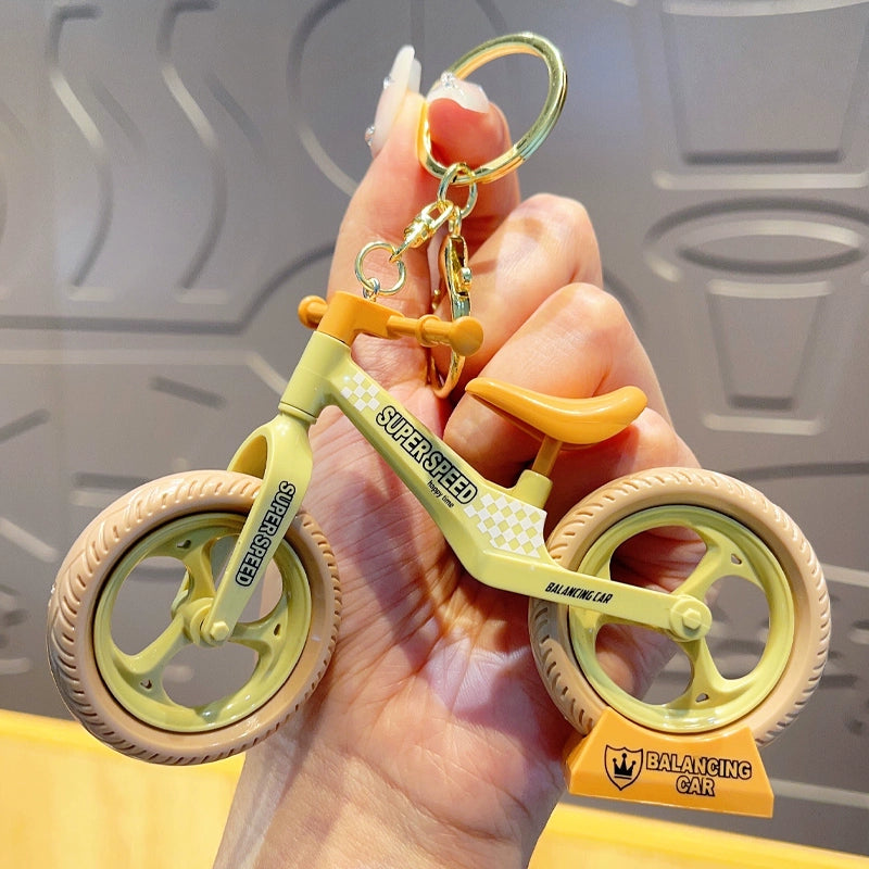 Movable Bicycle Keychain